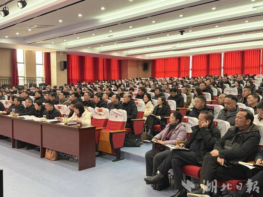 英山教育节前提醒“敲警钟”筑牢节日“廉洁关”.docx