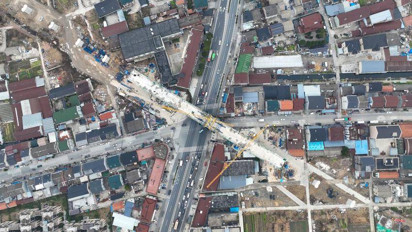 【交通强国】通甬高铁慈溪特大桥A段连续梁全部合龙.docx