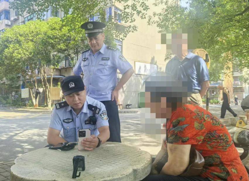 武当山警方紧急拦截“公检法”诈骗 为群众避免21万元损失.docx