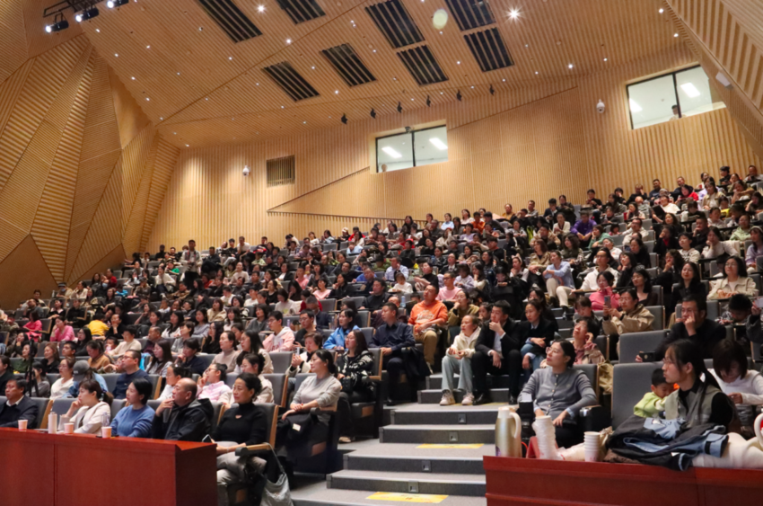 榆林市图书馆16个月接待读者316万人次 实践成果成2025中国图书馆年会第20分会场焦点.docx