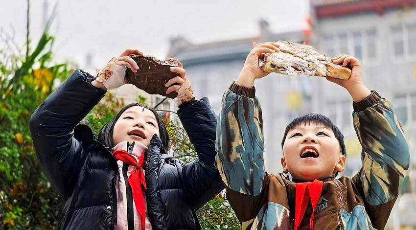 小石头大世界——天门“石痴”张亦武的别样人生.docx