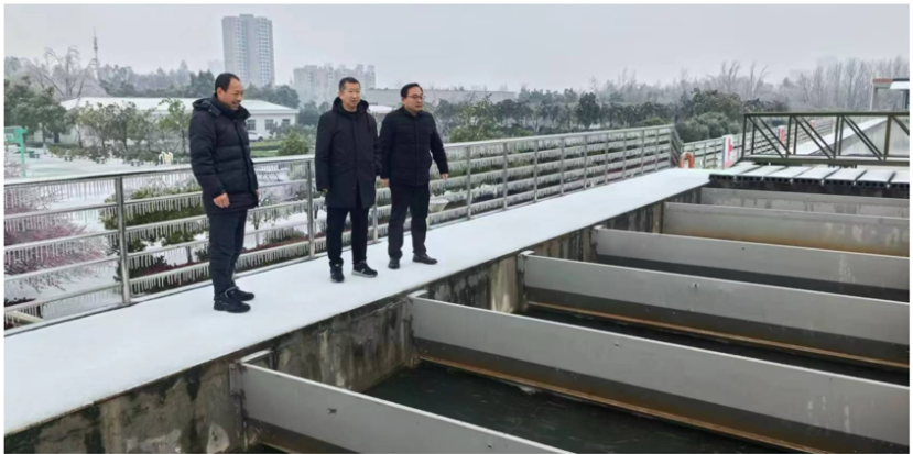 市住建局全力以赴应对雨雪冰冻.docx