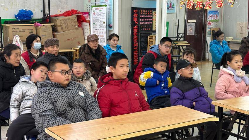 114社区开展“远离非法宗教”宣教活动，守护未成年人健康成长.doc