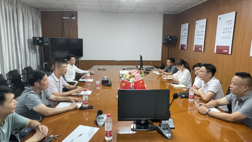 西湖街道：助力商圈联动 盘活夜市经济.docx