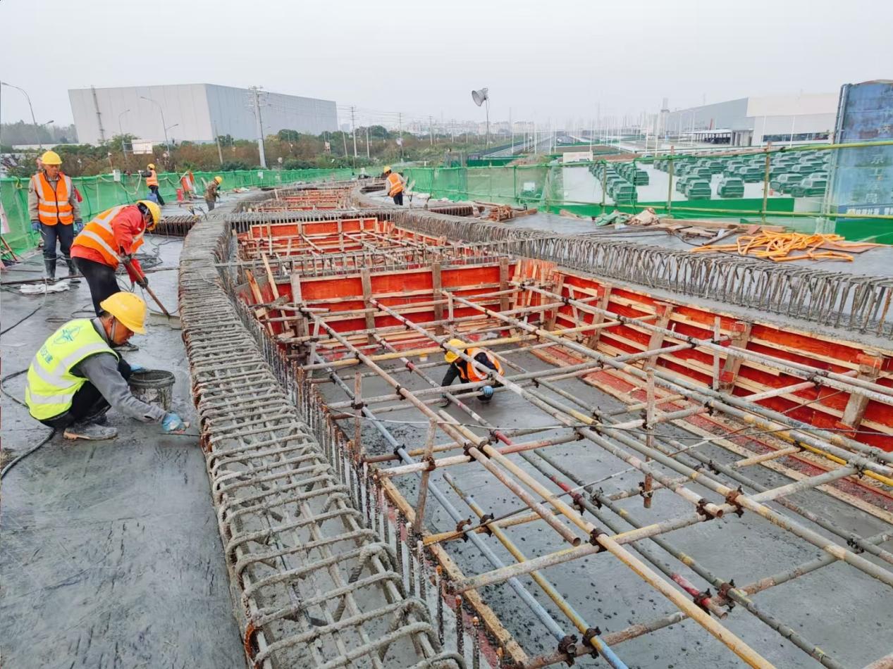 【交通强国】北湾快速通道现浇箱梁顺利完成.docx