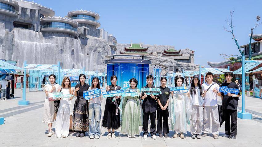 （对上）2025巨量引擎城市生态大会.docx