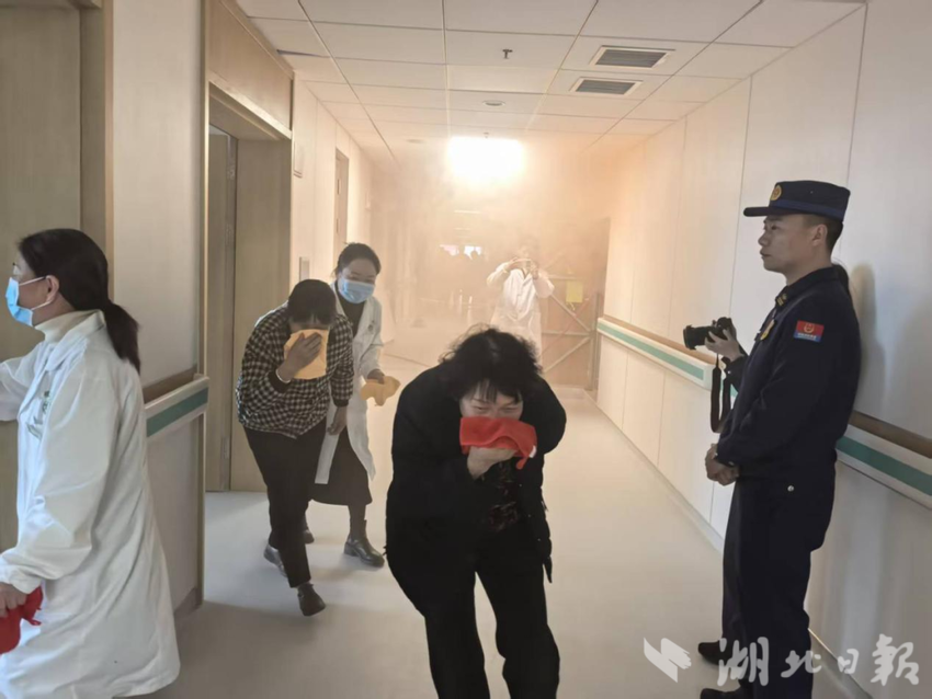 开铁区卫健系统消防演练工作简报1(2)(3).docx