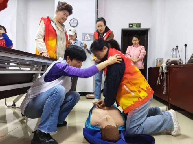 练就救护本领 守护邻里平安.docx