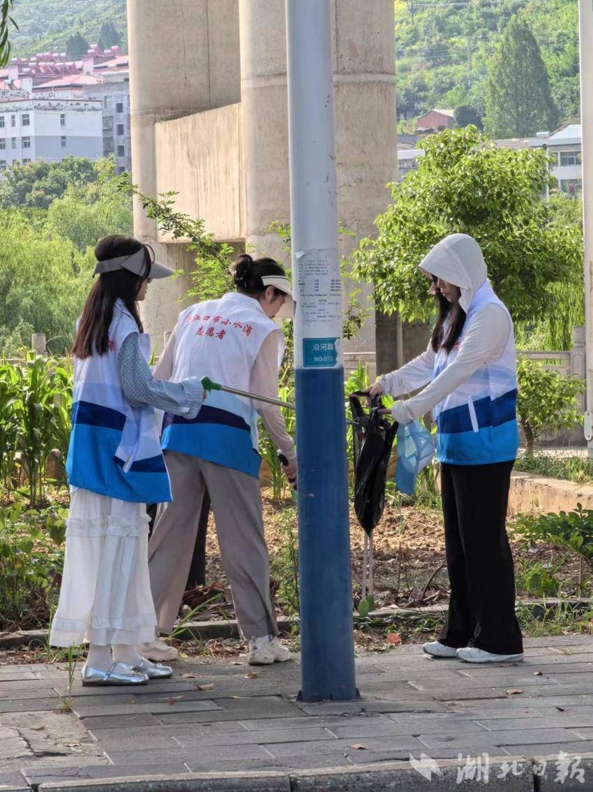 牢记嘱托护碧水.docx