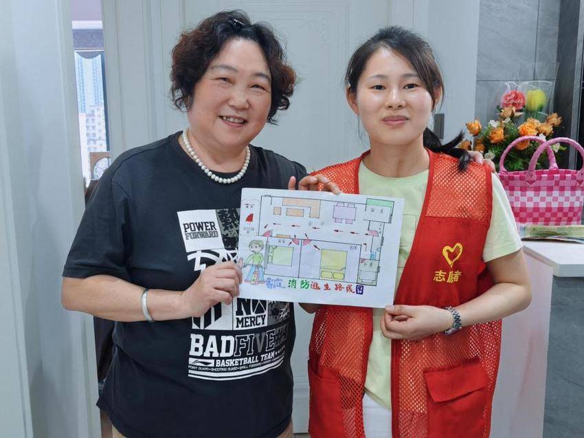 12年！4个人！8900户的“守护密码”藏在这周三夜晚.docx