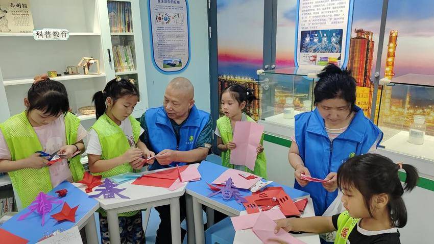 0805家门口的“快乐成长营”，社区暑期托管班开班了！.docx