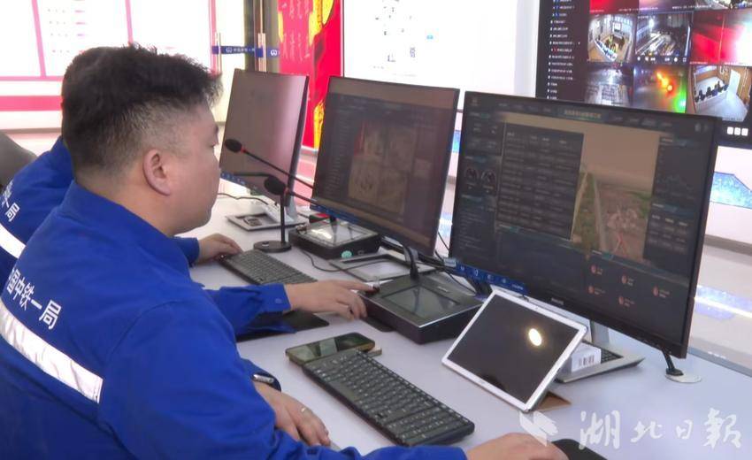 智能化建造 助力合武高铁湖北段加快建设.doc
