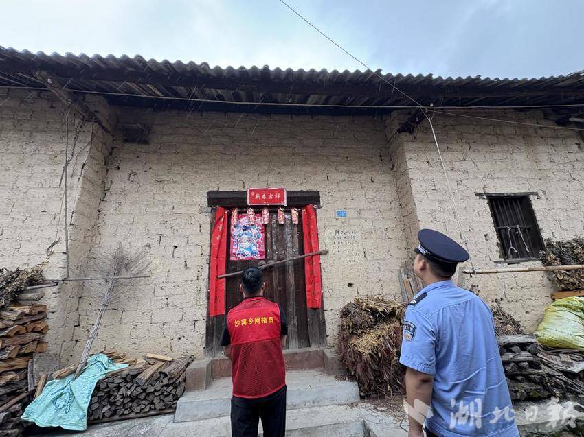 闻“汛”而动护民安 沙窝派出所联合胡桥村筑牢雨季安全屏障.docx