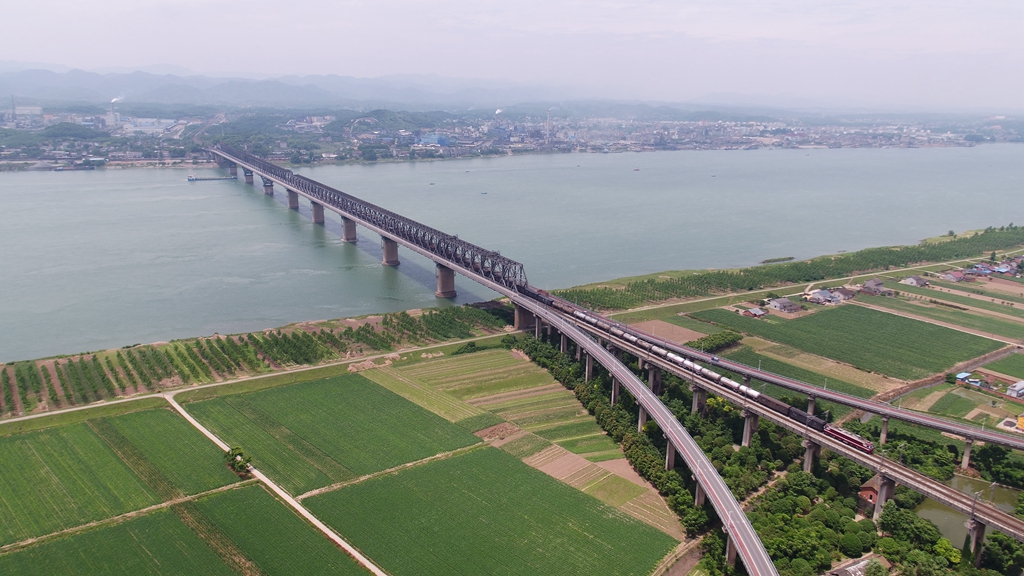 湖北38座长江大桥座座身世不凡，快来瞧一瞧 【湖北省境内长江大桥全名单（上游至下游）】(图14)