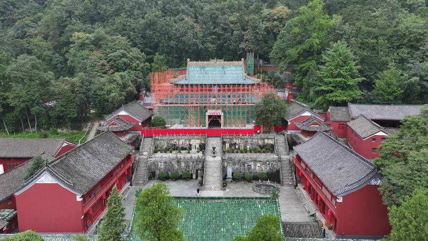 武当山紫霄大殿保护修缮工程即将竣工(1)(1).docx