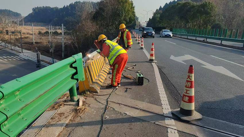 1.23节前整治不放松.doc