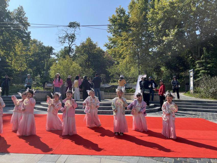 1023寻根青山：青山古镇采风行.docx