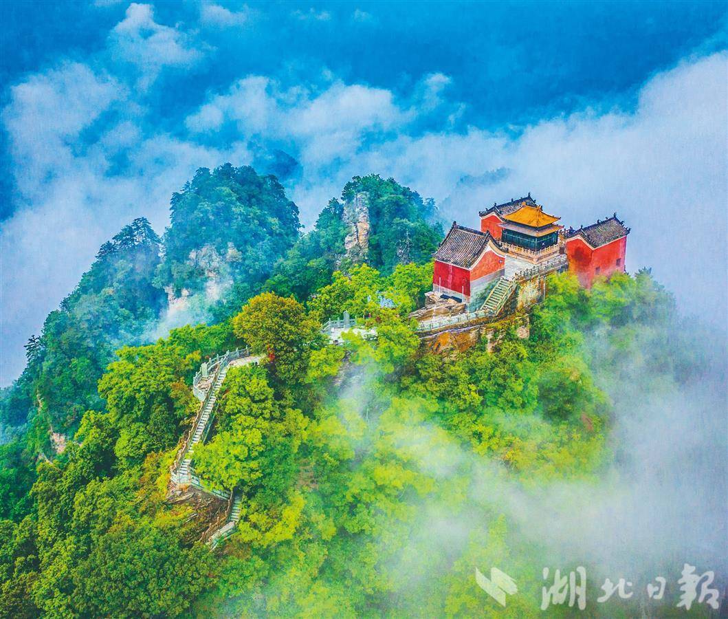 仙山武当摄影师赵广亮.jpg