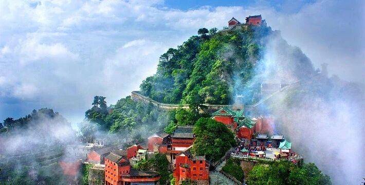 武当山景区开学季送福利：大学生专属优惠上线 周末直通车便捷畅游.doc