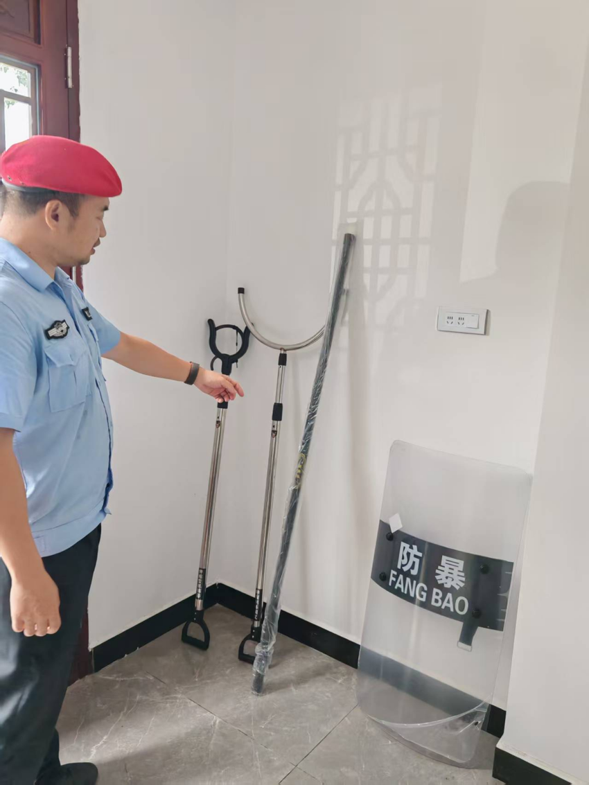 1 武当山景区配发反恐装备 全面提升应急处突能力.docx