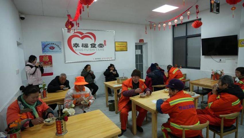 竹山打造奋斗者驿站35处 织就新就业群体5分钟服务圈.docx
