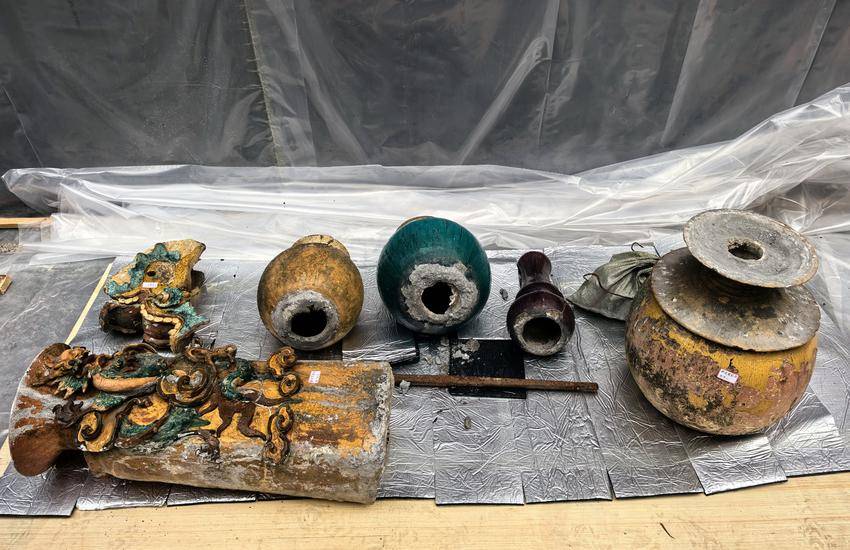 武当山紫霄大殿宝顶开启  共发现历代钱币343枚.docx