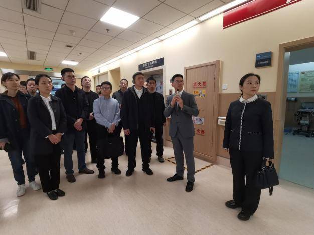 高站位对标一流 高标准擘画蓝图——潜江市中心医院赴全国县级标杆医院考察学习.docx