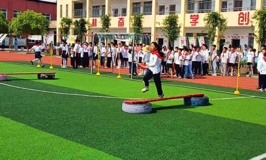 （0601图文版）从红色闯关到AI对诗：洪湖“六一”活动的育人新样态.docx