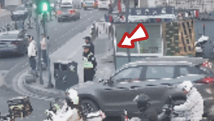 夷陵区 送医1.gif