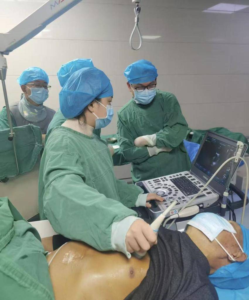 安陆市普爱医院完成首例房间隔缺损封堵术.docx