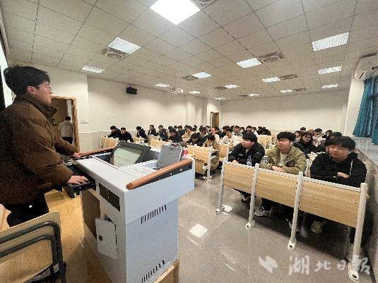 鱼岳镇西街社区：悦学习跃青春  青春活力正飞扬(1).docx