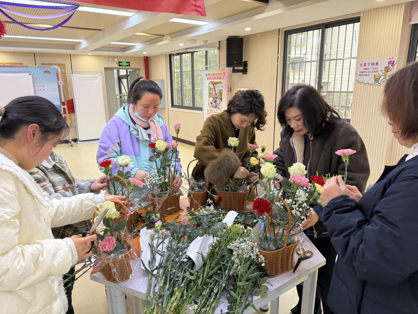 心理团辅+花艺疗愈，为职工充电赋能.docx