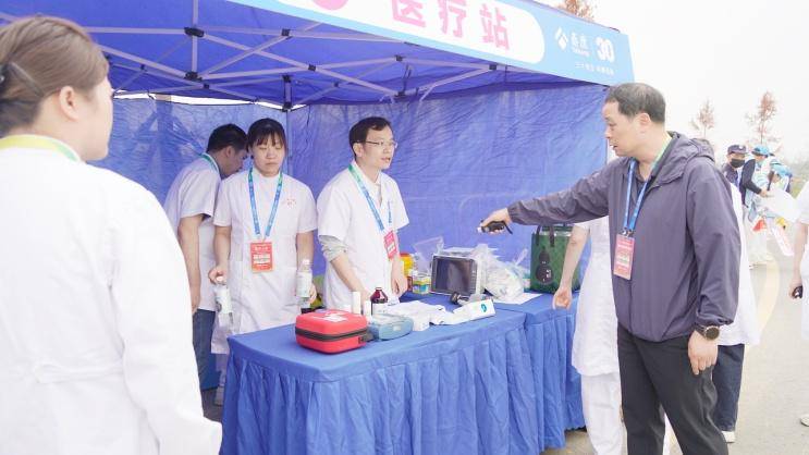 激情“天马”  “医”路护航——天门一医圆满完成2025天门马拉松医疗保障任务.docx