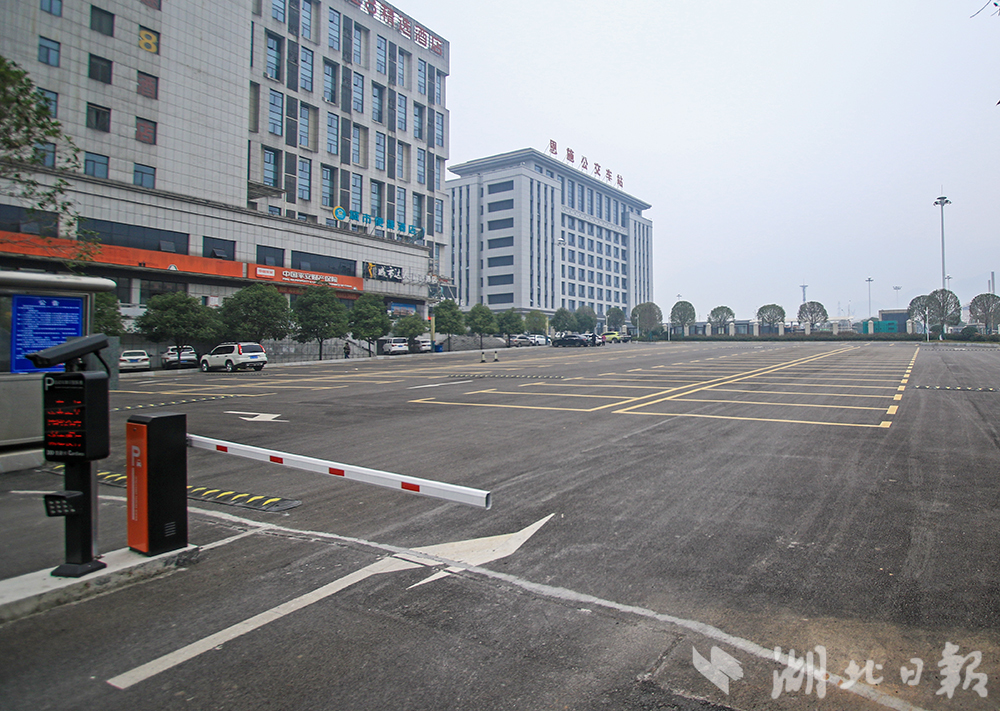 火车站附近智慧停车场