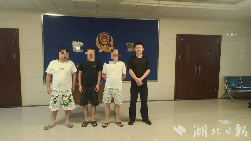 [2023.10.24]鄂州庙岭派出所：打造“升级版”警务破解“平安乡镇”治理难题(1).docx
