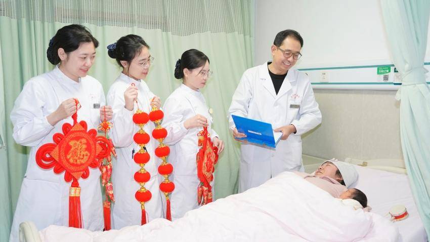 新年第一啼!天门“元旦宝宝”踏新而来.docx