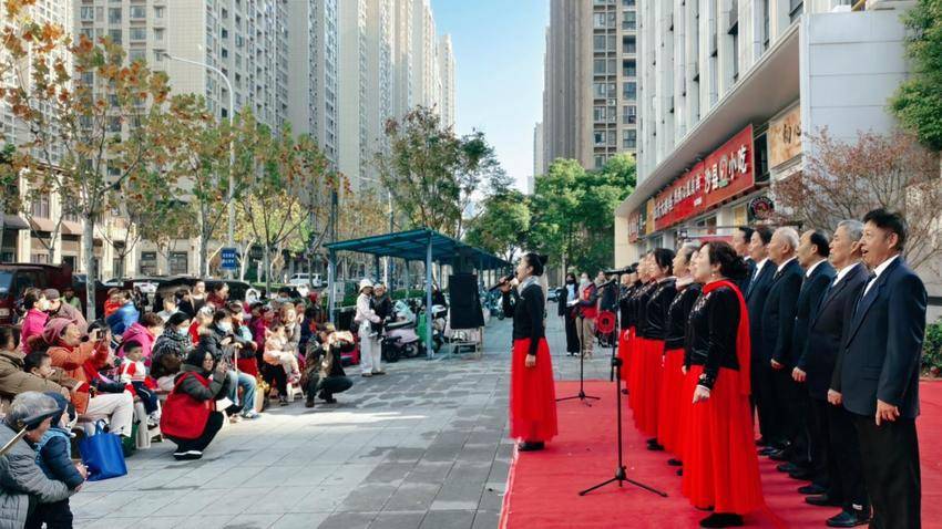 12.31（合集）红卫路街道：邻里欢聚迎元旦，同心共建幸福家.docx