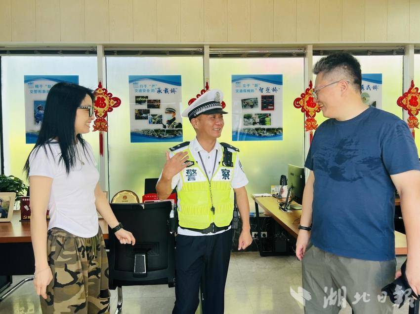民进社区心连心 情系最美劳动者.docx