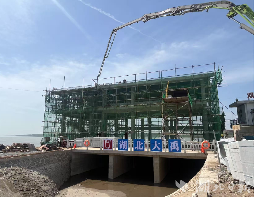 簰洲湾镇：谋目标定位、破发展困局，攻坚突围构建武嘉融合桥头堡(1).docx