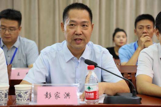 【重磅】省级医疗资源下沉再添新动能！潜江市中心医院“程帆专家工作站”正式启动（修改后）.docx