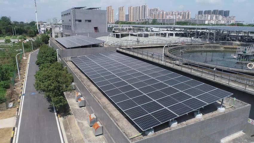 “水厂+光伏”项目交出亮眼“绿色”成绩单.doc