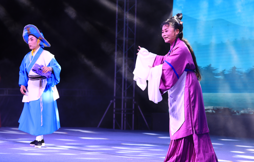 欢度国庆(通稿）1.docx