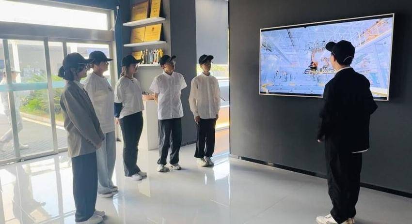 竞赛成果筑基，校企实践破局！三峡大学科技学院英语教学开启产教融合新章 (2).docx