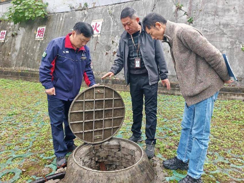 特区开展安全检查(1).docx