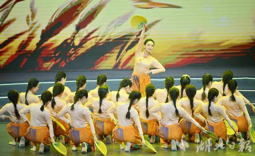 1_万家灯火照襄阳 文明新风润民心——2026襄阳市第二届社区春晚精彩上演 DOCX 文档(1).docx