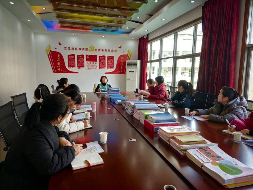 2_聚焦课程发展，共绘幼教蓝图——2024年黄州区幼儿园课程研讨会圆满举行.docx