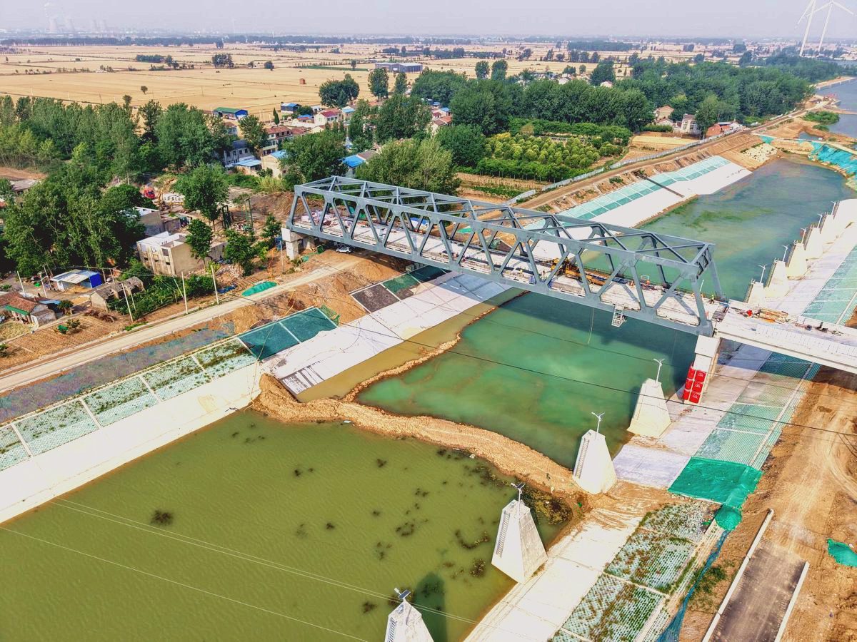 【一线传声】淮北市人大调研组到沱浍河航道整治1标项目调研.docx