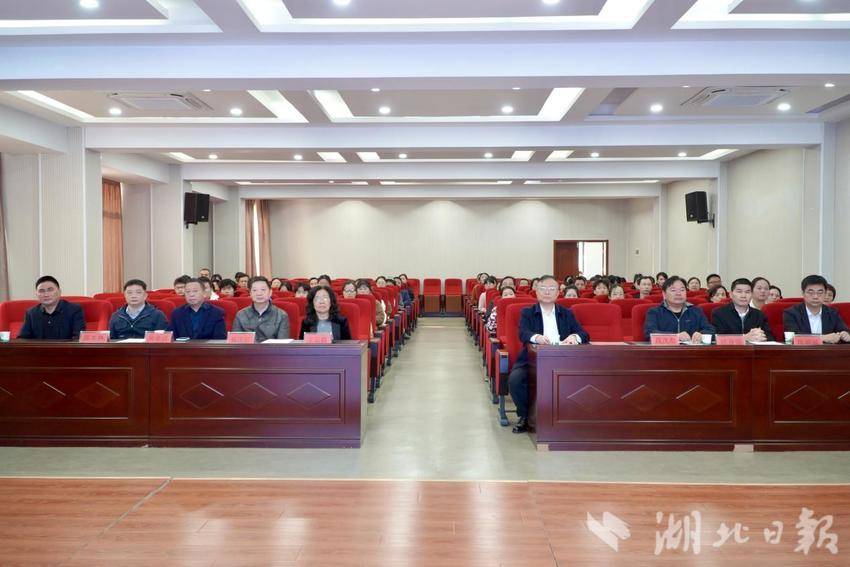 县中医医院开展2025年《基层疼痛诊疗新进展》 学习班.docx