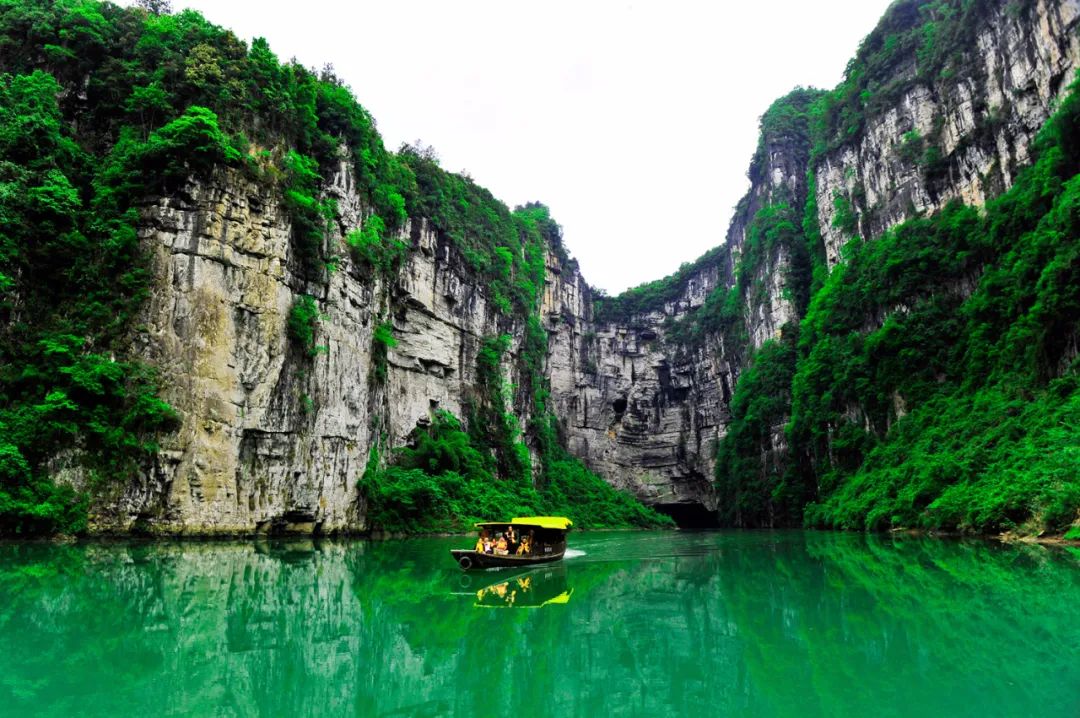 来凤县卯洞风景区