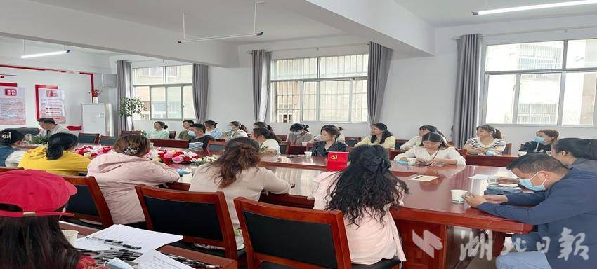 数字赋能校园食堂家校共筑“舌尖安全”新防线.docx